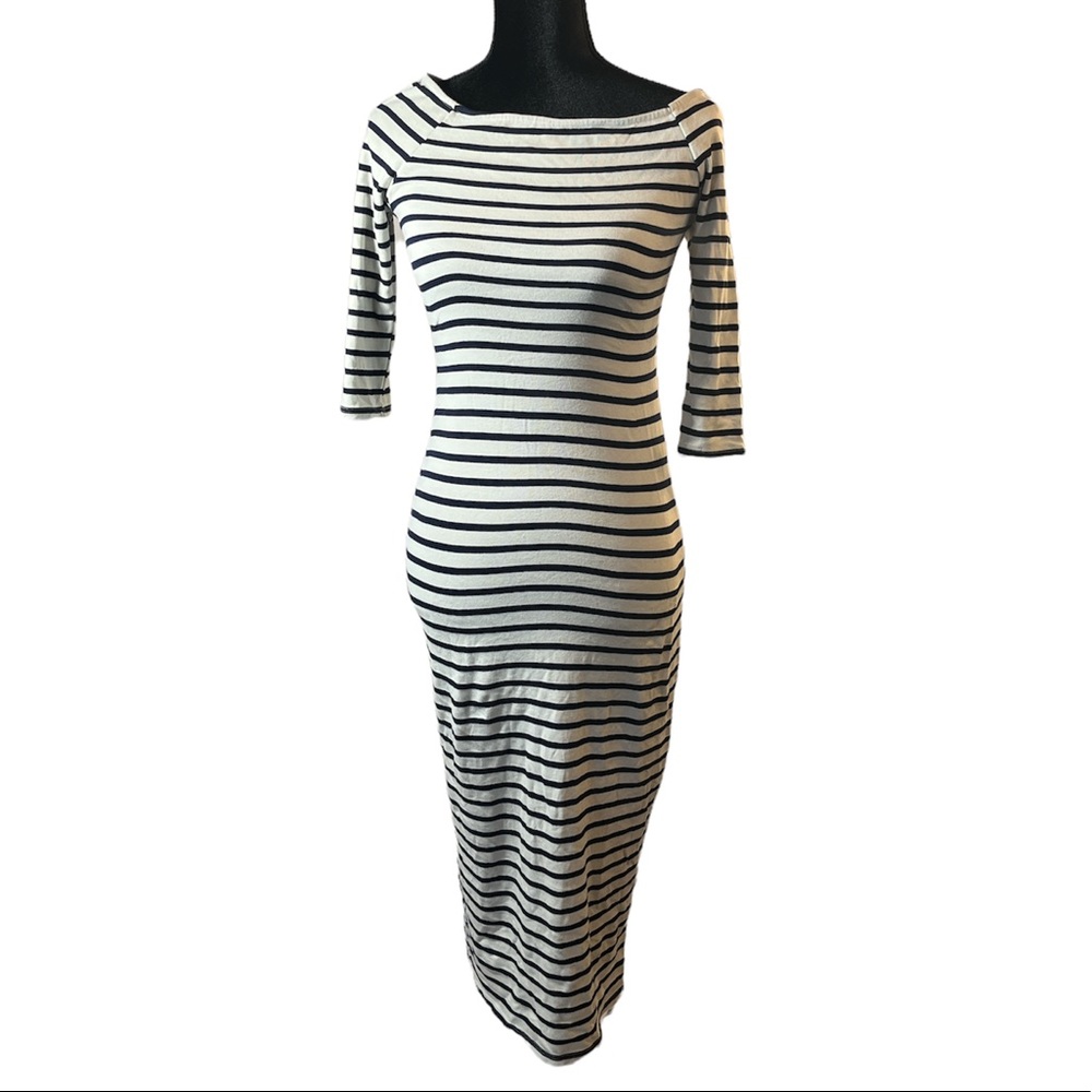 Monteau Body Con Dress